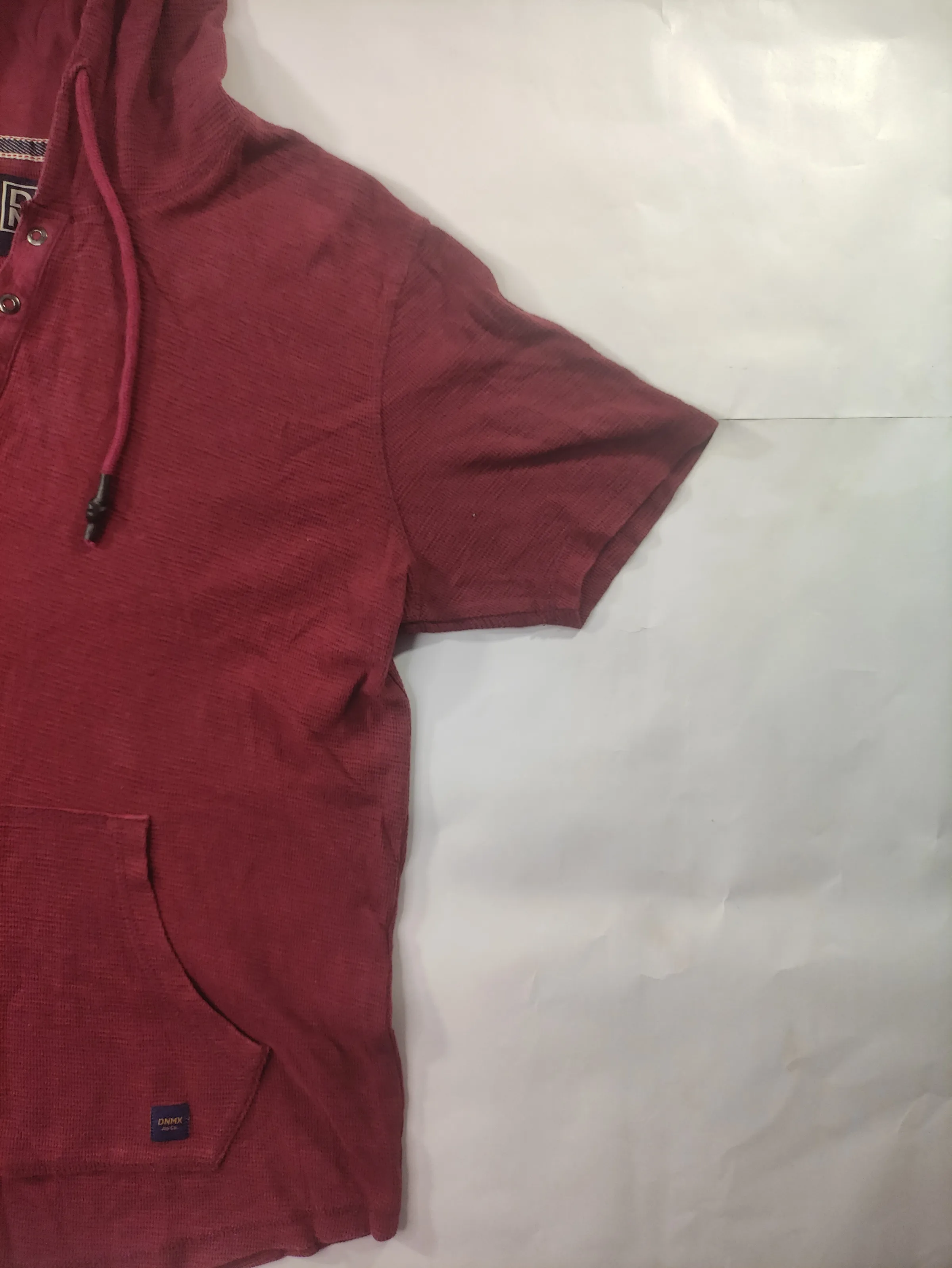 DNMX Men Maroon Textured Short Sleeve Hooded Henley T-Shirt with Kangaroo Pocket — view 3