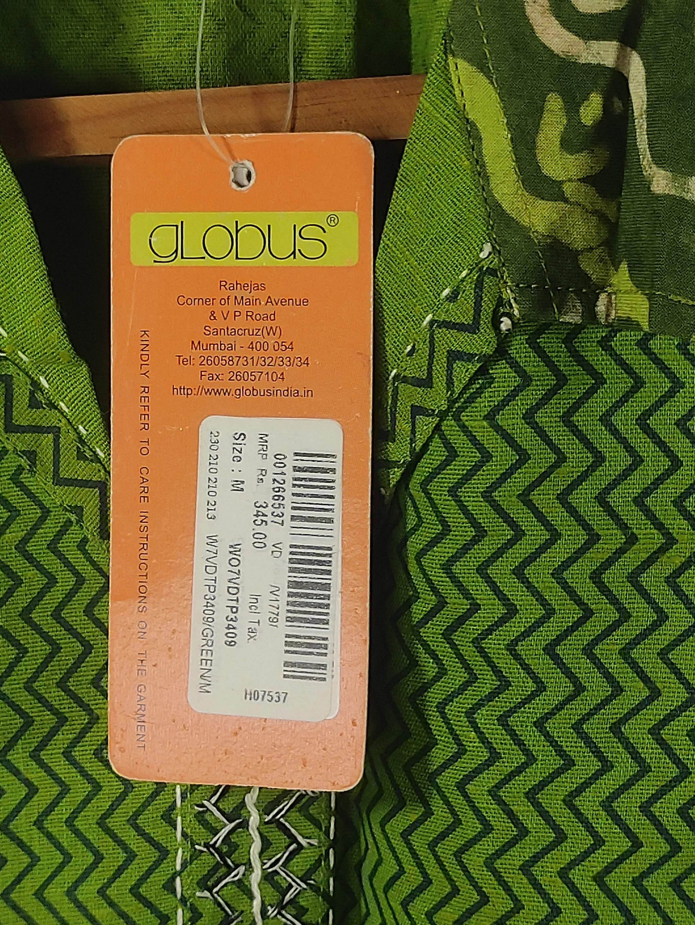 GLOBUS Women Green Chevron Printed Extended-Sleeve Cotton Top — view 7