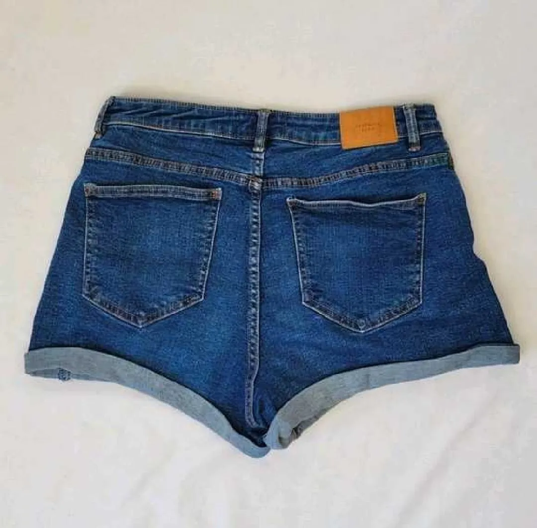 Zara Trafaluc Women's High-Rise Button-Fly Cuffed Denim Shorts — view 5