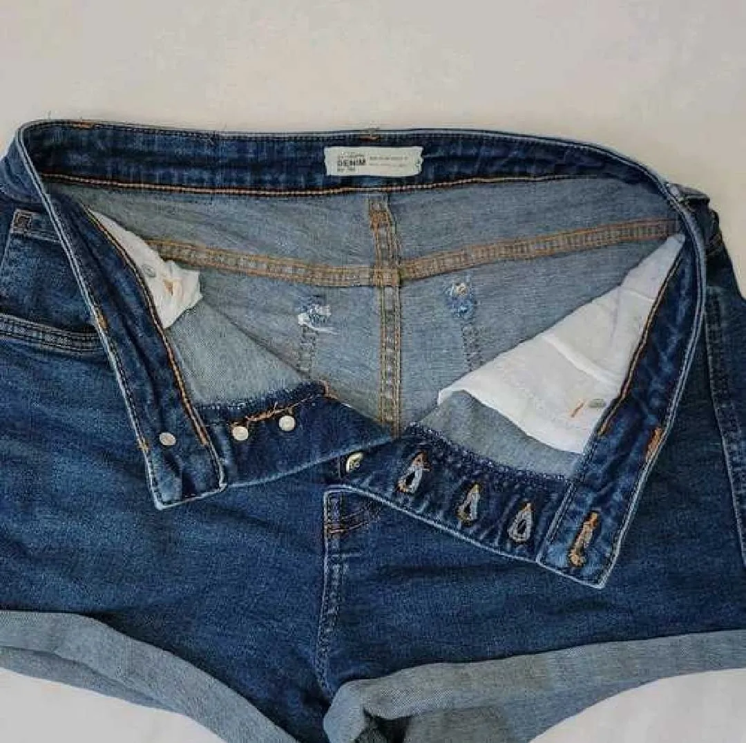 Zara Trafaluc Women's High-Rise Button-Fly Cuffed Denim Shorts — view 8