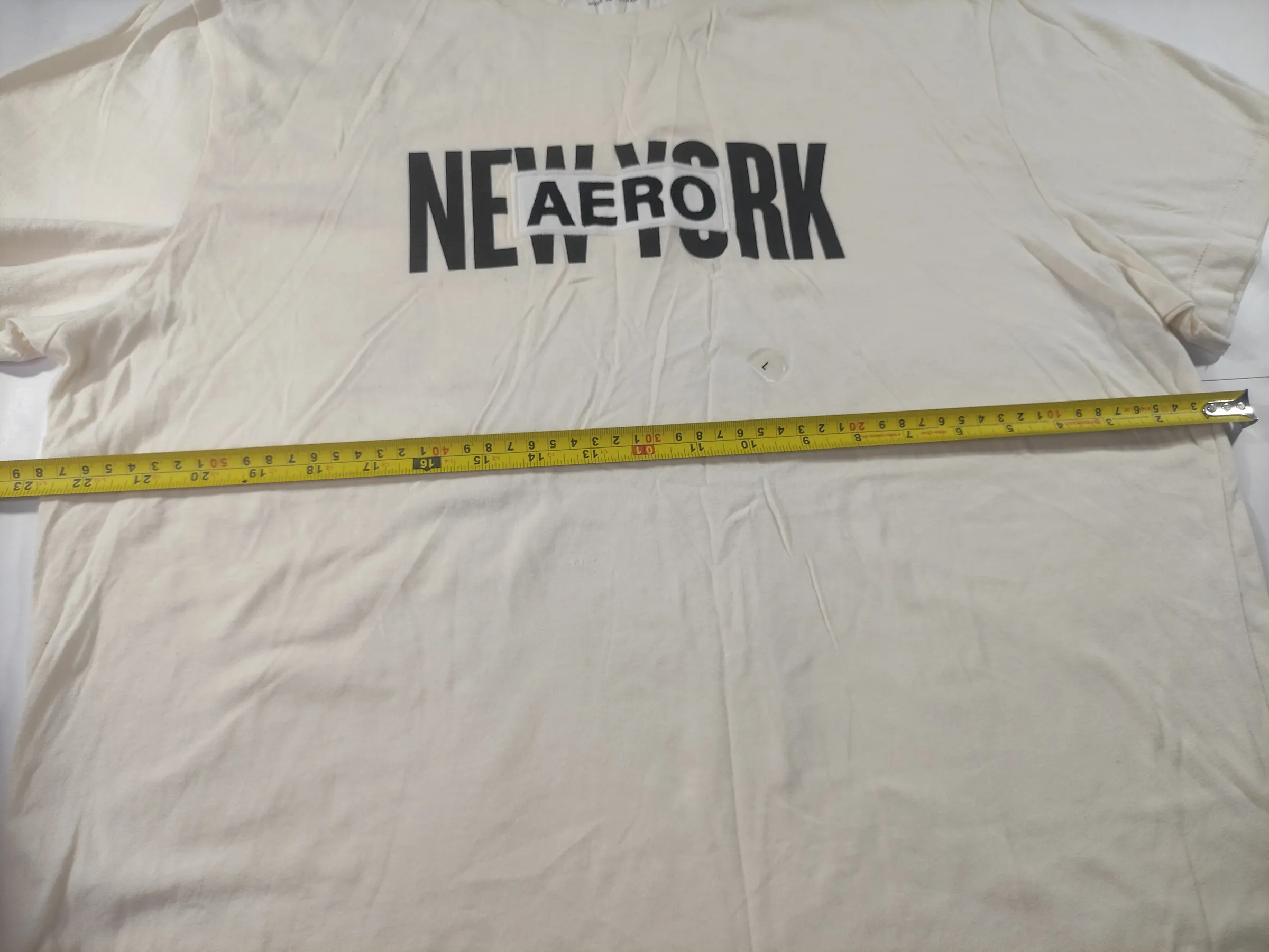 Aéropostale Men's Off-White "New York AERO" Graphic Crew Neck T-Shirt (Size L) — view 8