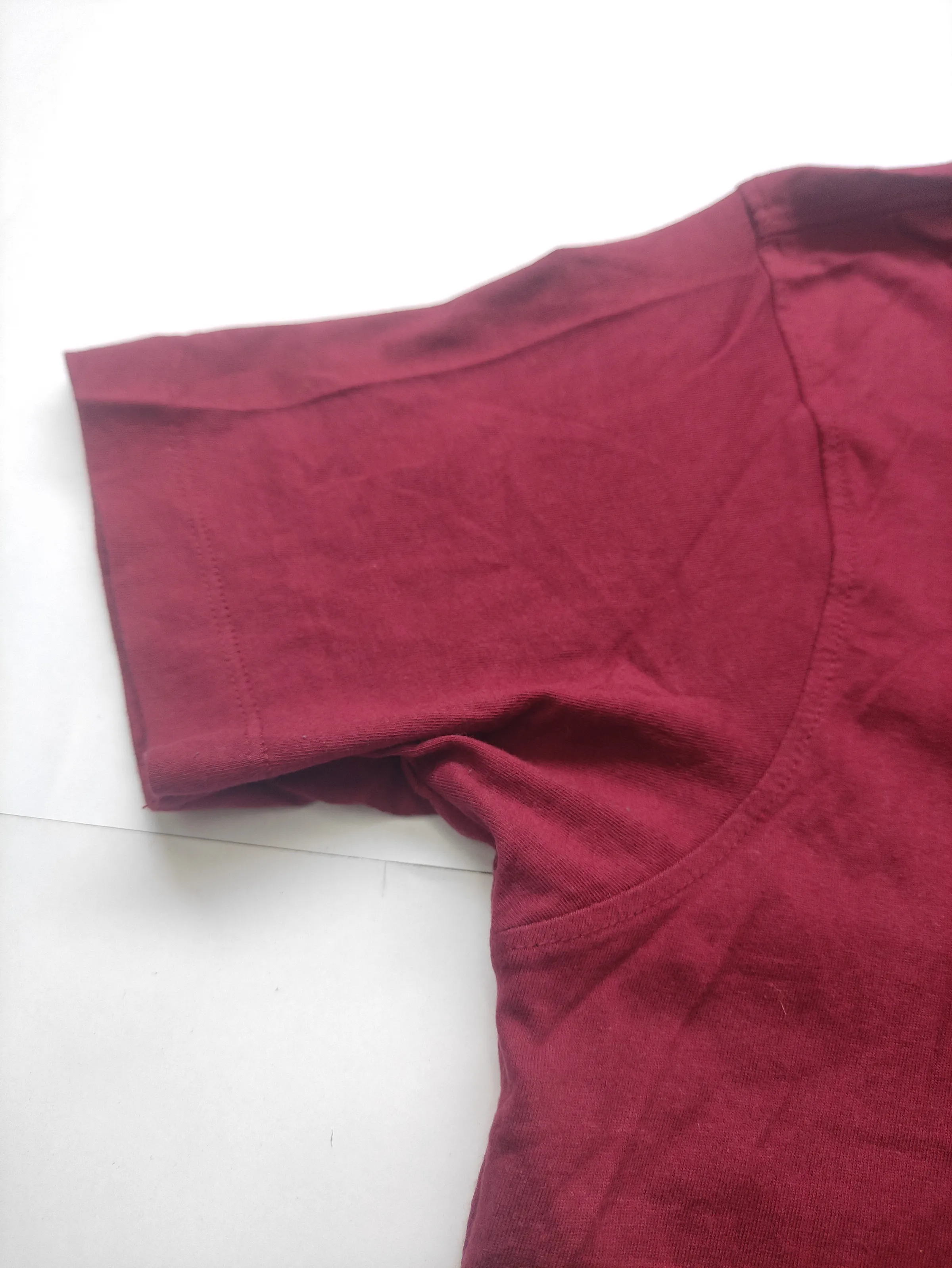 Roadster Men Maroon Solid Crew Neck Pocket T-Shirt — view 6