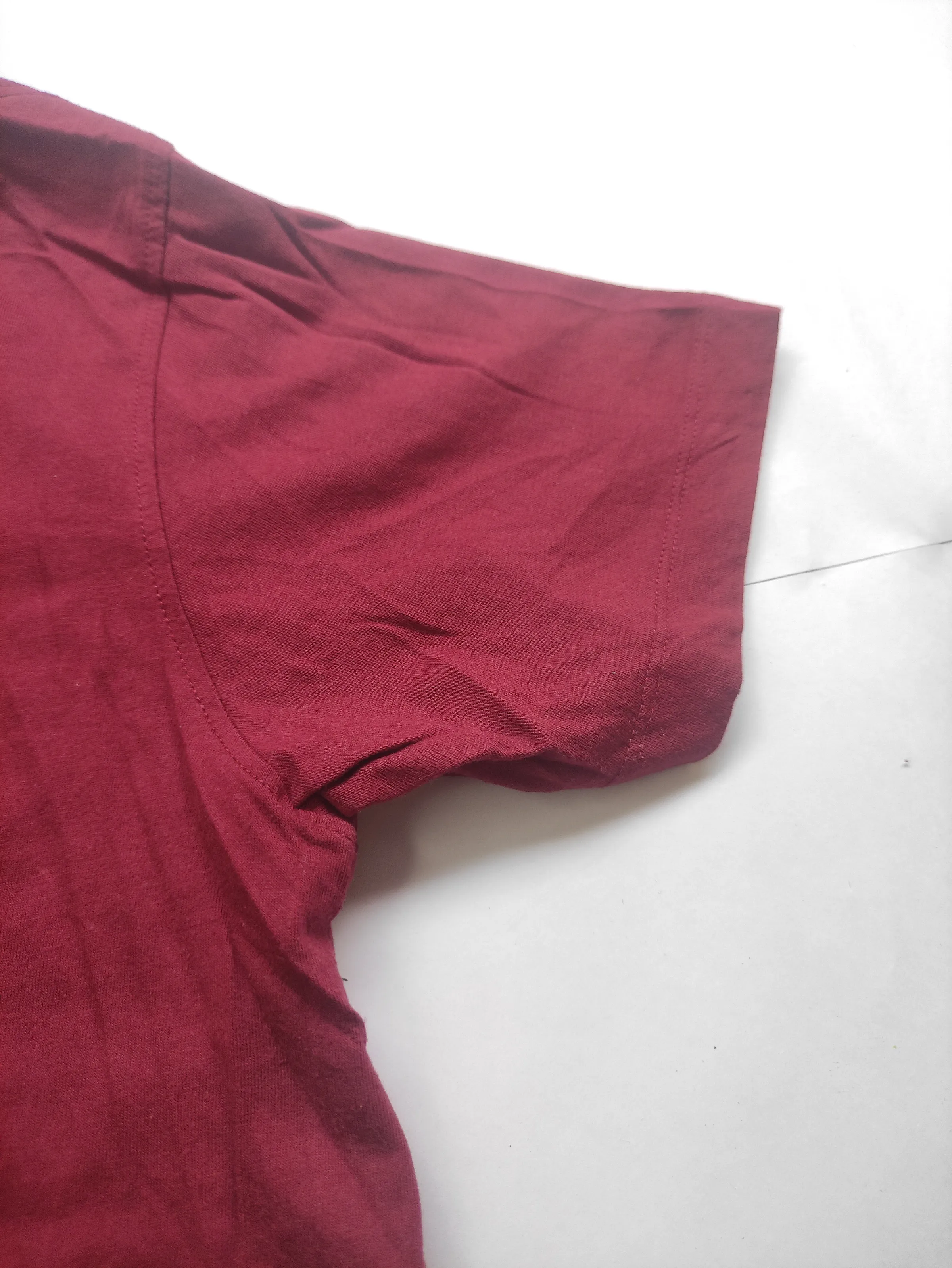 Roadster Men Maroon Solid Crew Neck Pocket T-Shirt — view 5